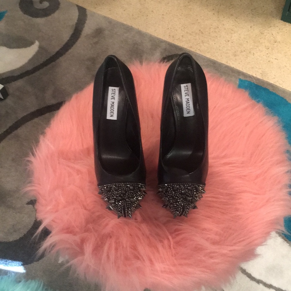 Steve Madden Heels - Picture 2 of 4